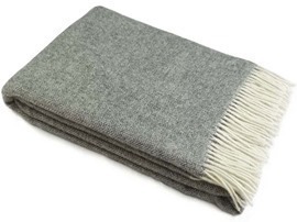 Плед Лаура с бахромой Влади, белый/ светло-серый, 9010533<9010533, 140*200, белый/ светло-серый, 1.5 спальные>